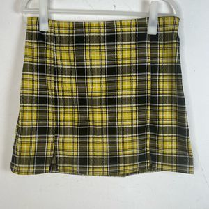 H&M plaid yellow mini skirt size M